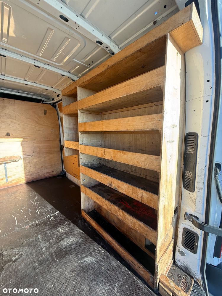 Renault Master - 32