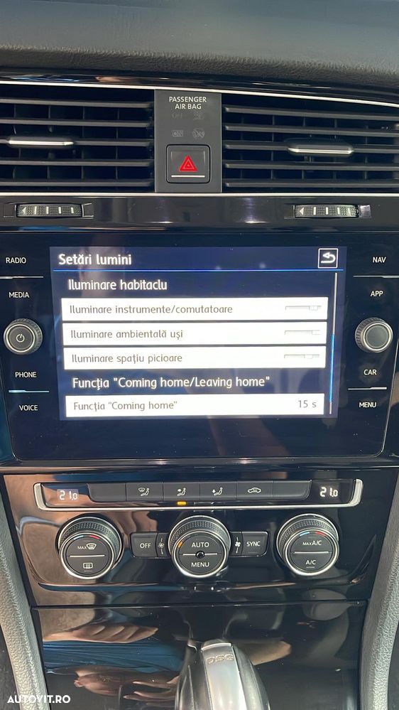 Volkswagen Golf 2.0 BlueTDI DSG Highline - 15
