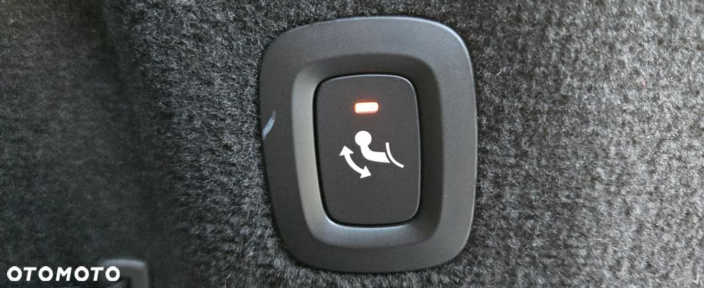 Volvo V90 D4 Geartronic Momentum Pro - 31