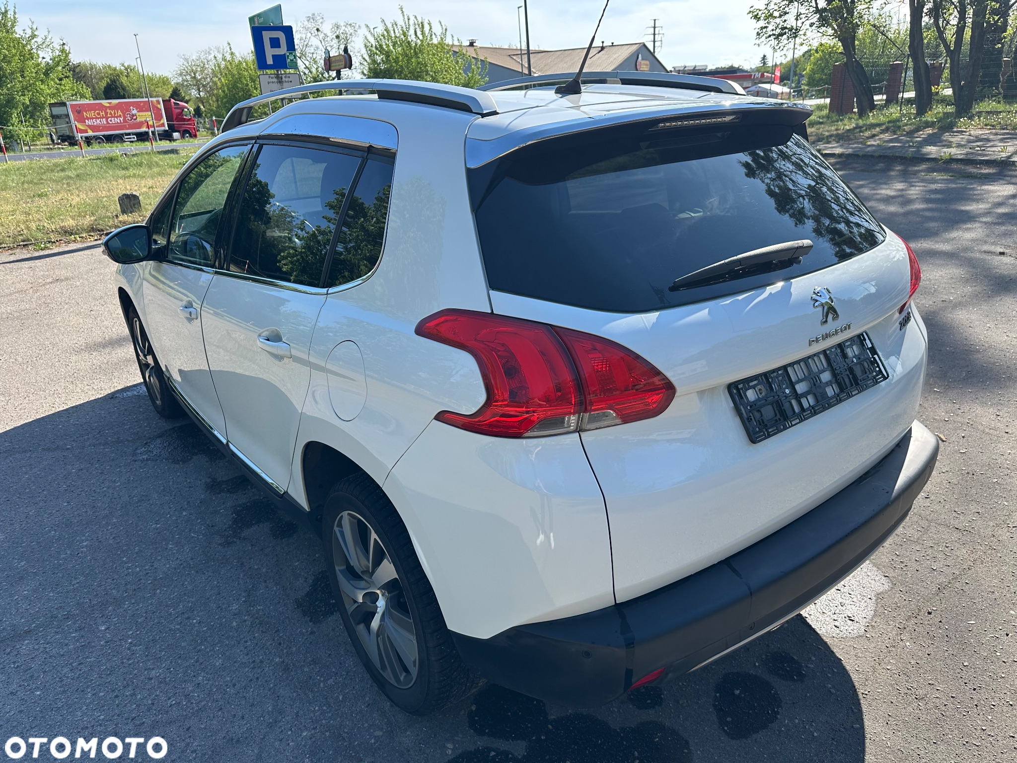 Peugeot 2008 1.6 VTi Allure - 6