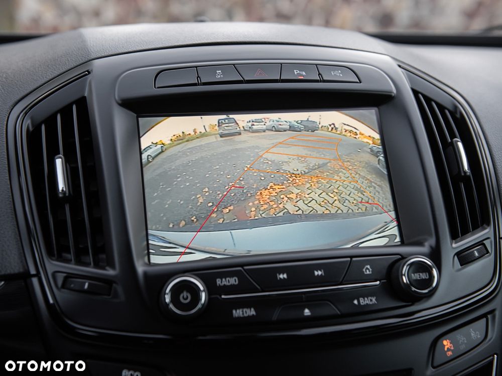 Opel Insignia - 24