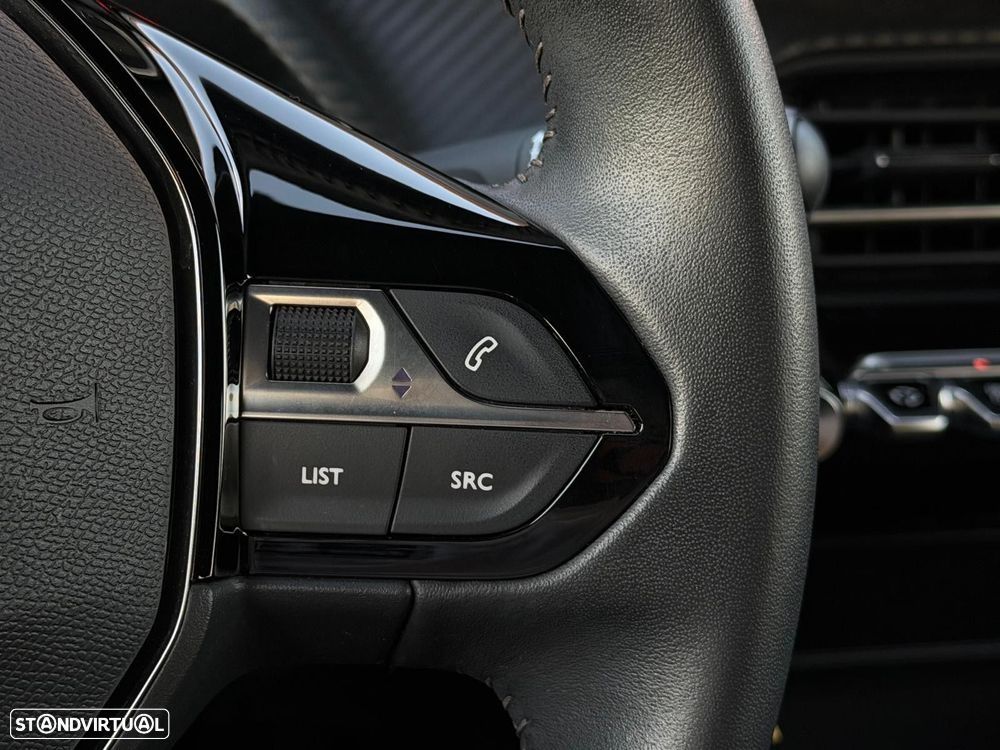 Peugeot 2008 PureTech 100 Style - 26