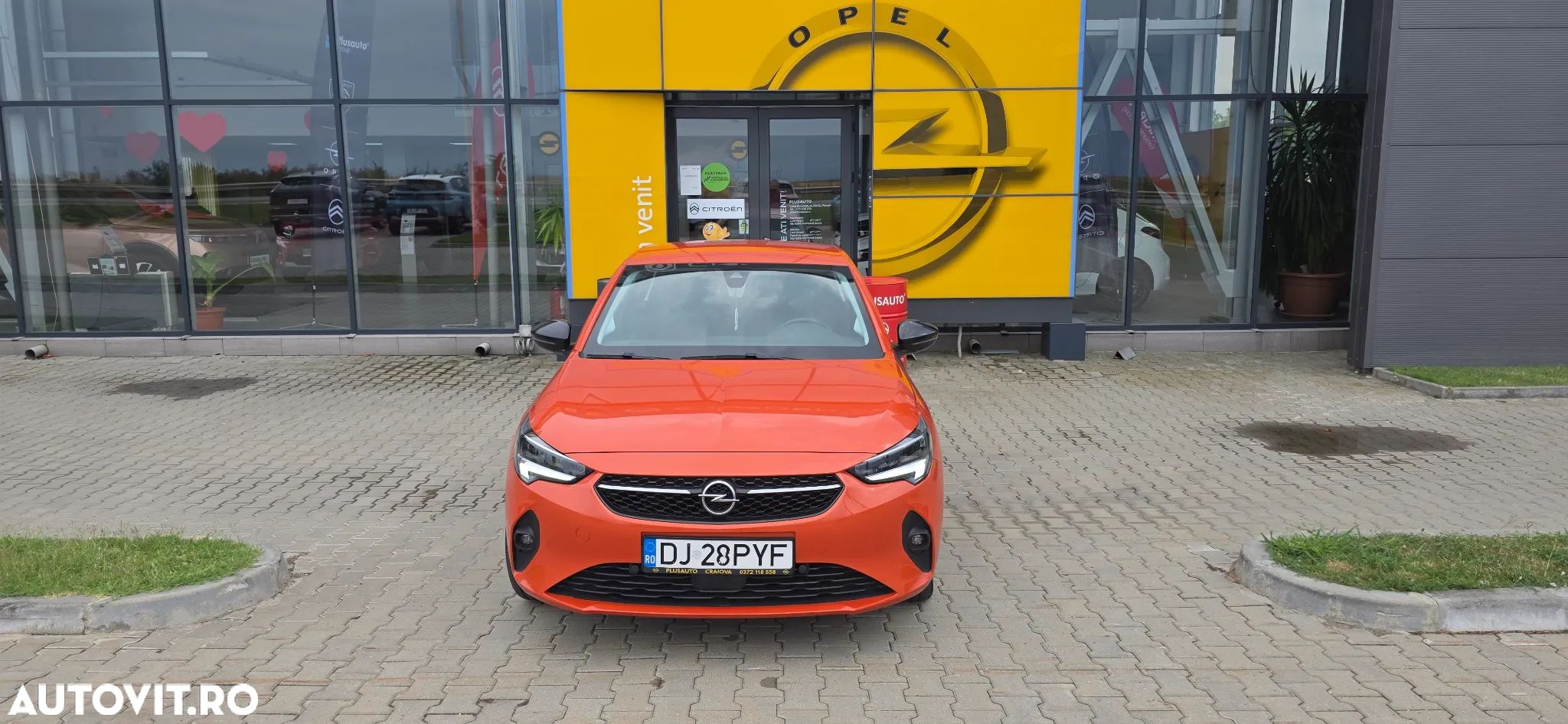 Opel Corsa e Elegance - 1