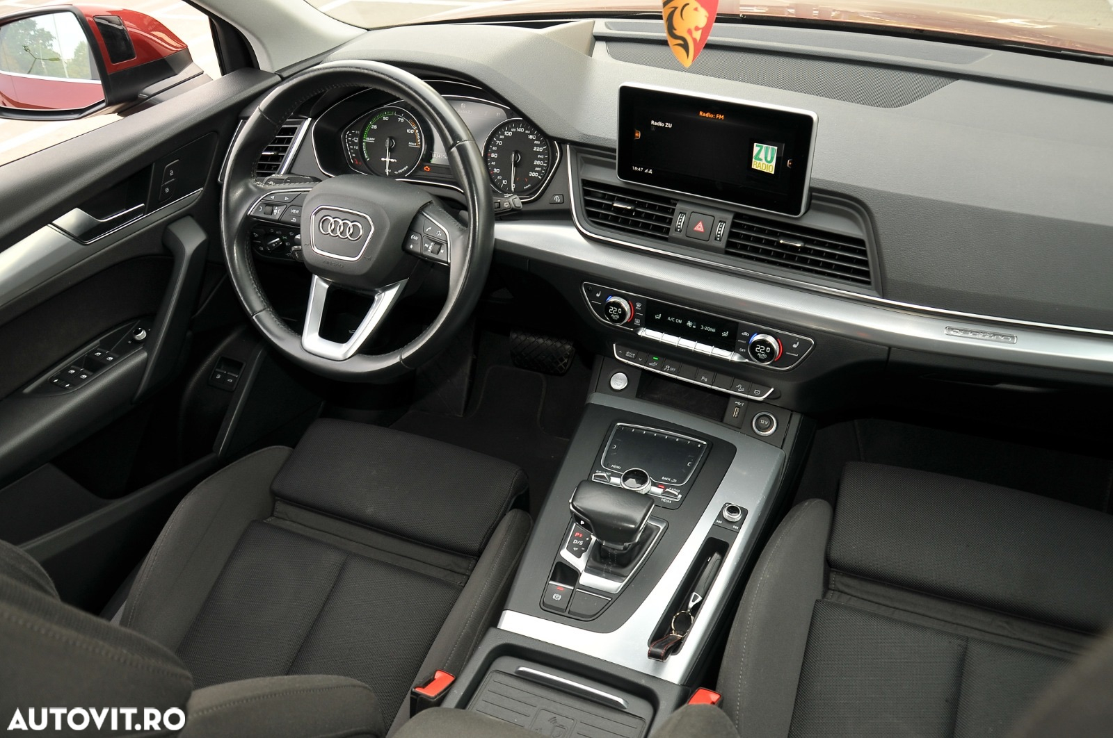 Audi Q5 50 TFSI e quattro S tronic sport - 8
