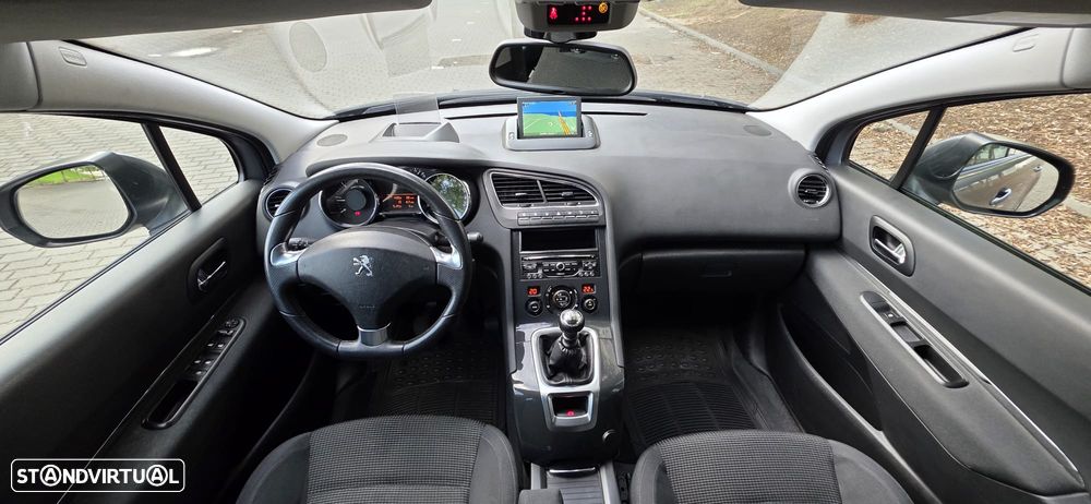 Peugeot 5008 1.6 BlueHDi Allure - 19