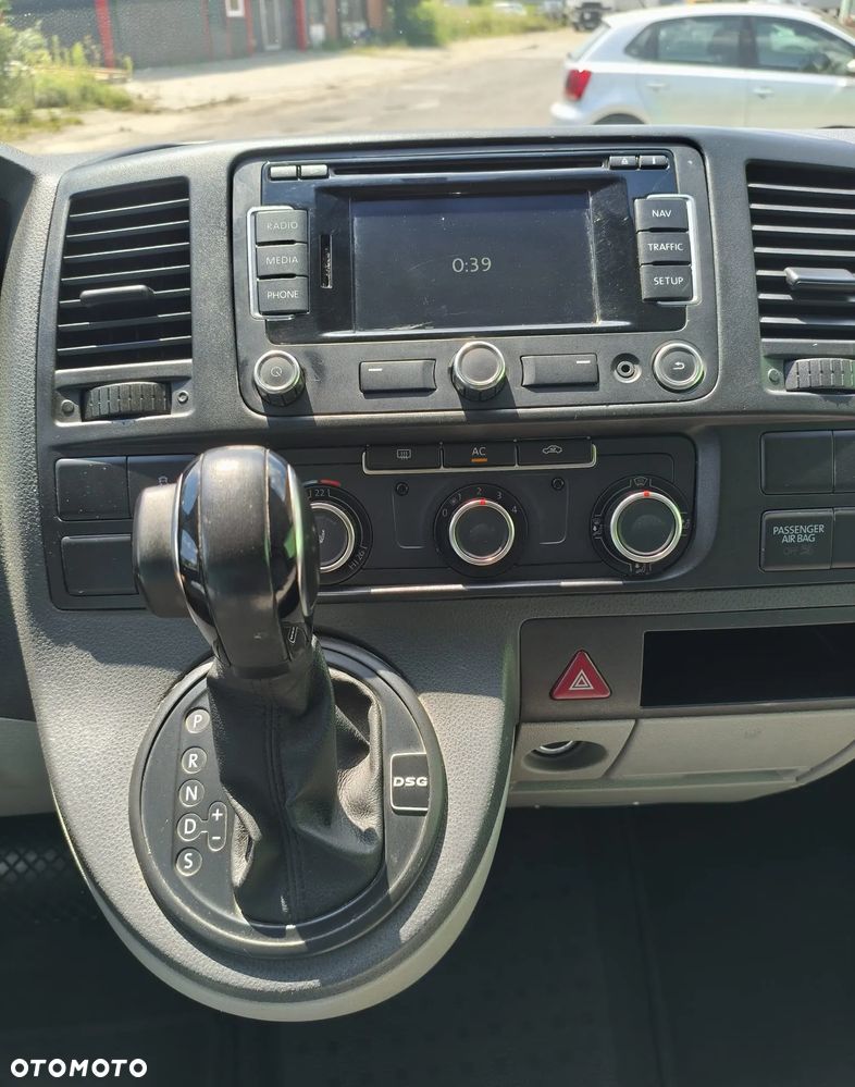 Volkswagen Transporter T5 - 5
