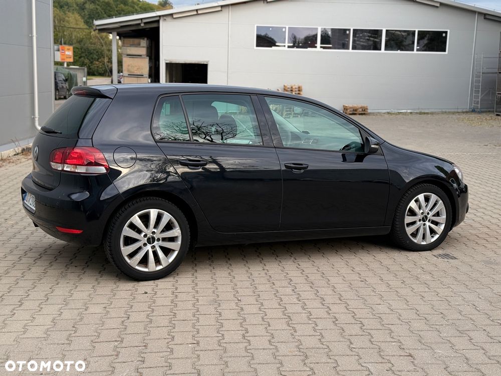Volkswagen Golf 2010 photo 3