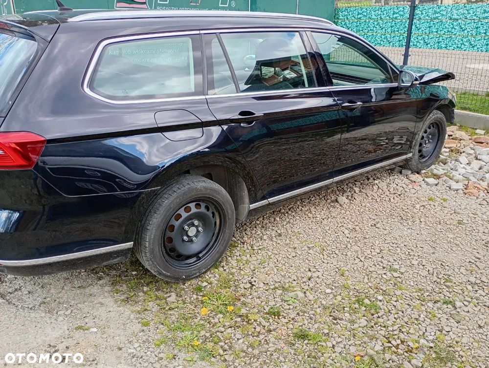 Volkswagen Passat 2.0 TDI SCR DSG Highline - 3