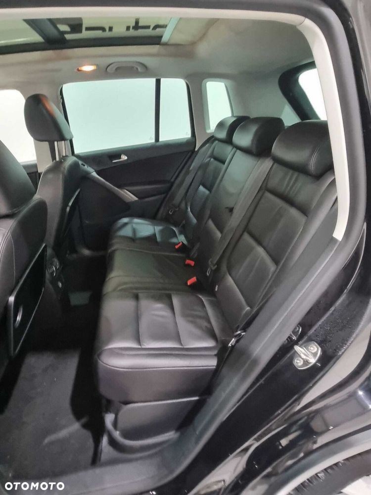 Volkswagen Tiguan - 19