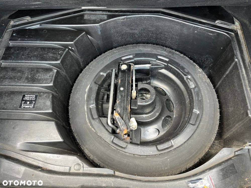 Mercedes-Benz Klasa C 220 CDI Automatik Avantgarde - 23