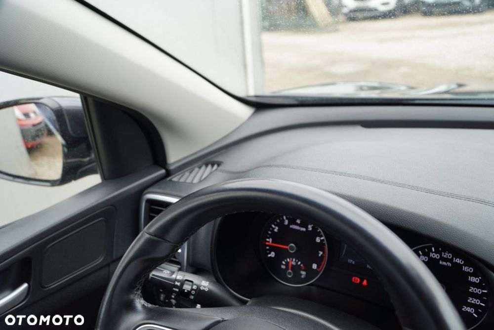 Kia Sportage - 18