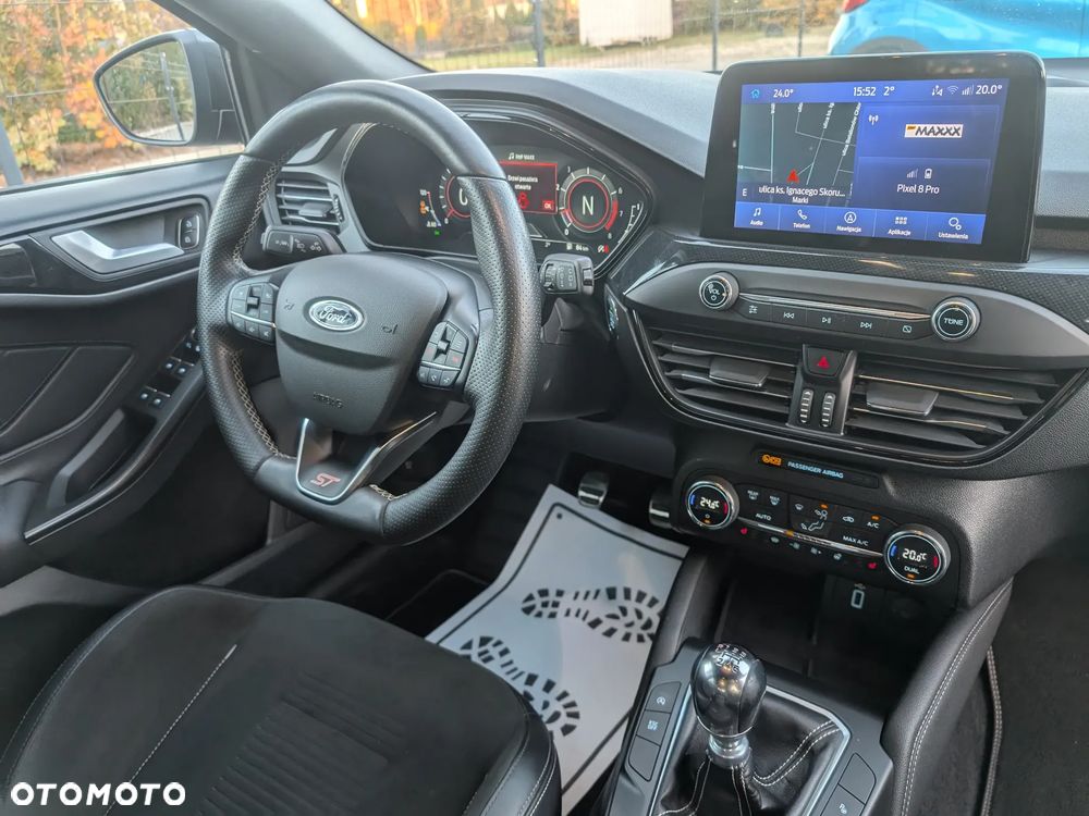 Ford Focus 2.3 EcoBoost S&S ST Edition - 19