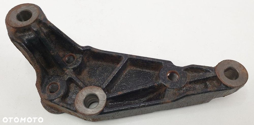 ŁAPA SILNIKA ALFA ROMEO 159 2.4 JTD 60694939 - 1