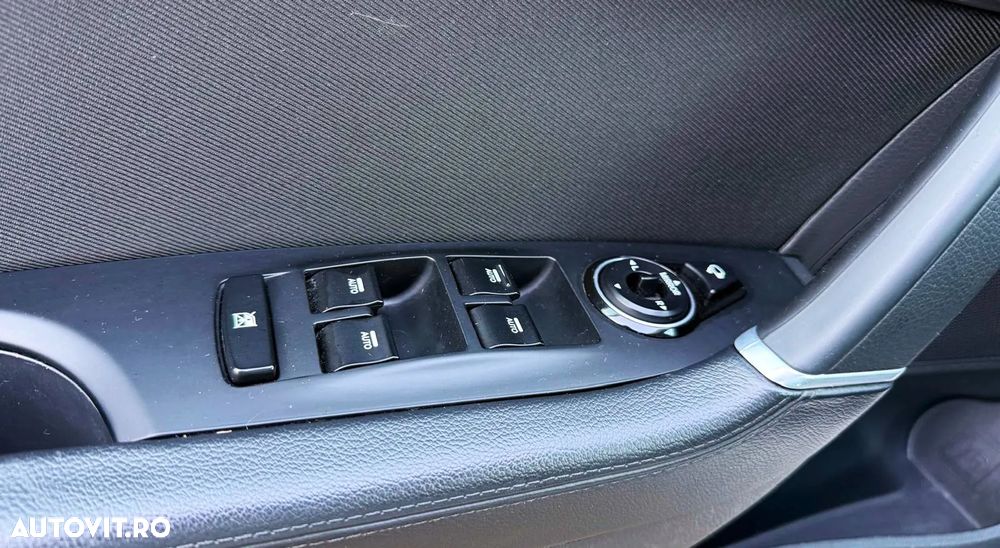 Hyundai i40 Kombi 1.7 CRDi DCT Trend - 22