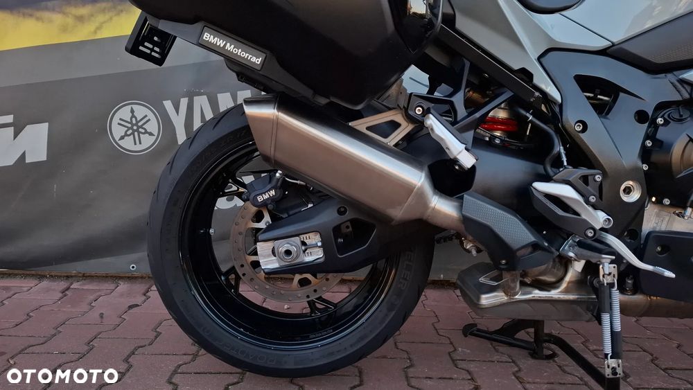 BMW XR - 11
