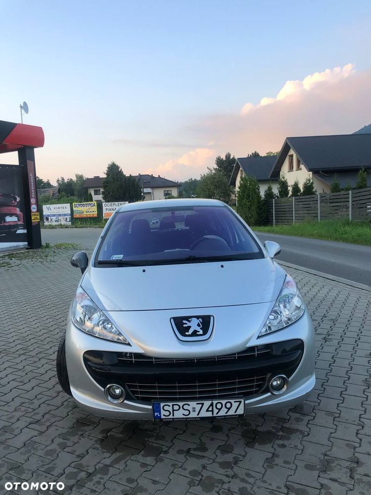 Peugeot 207 - 3