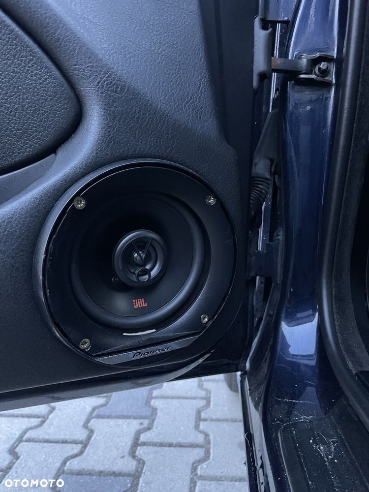 BMW Seria 3 - 13