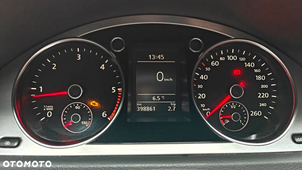 Volkswagen Passat 2.0 TDI Highline - 36