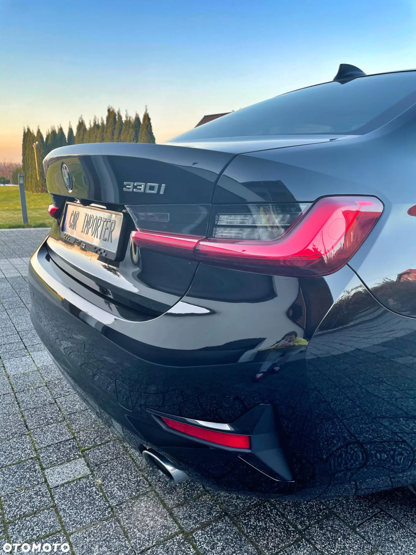 BMW Seria 3 330i - 12