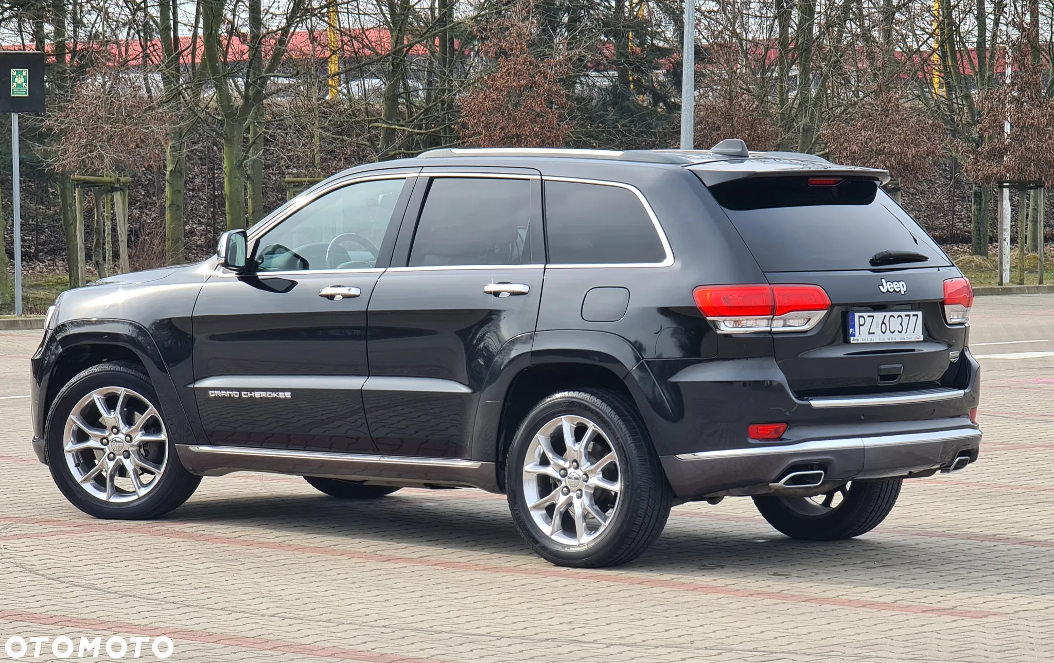 Jeep Grand Cherokee 5.7 V8 HEMI Summit - 6