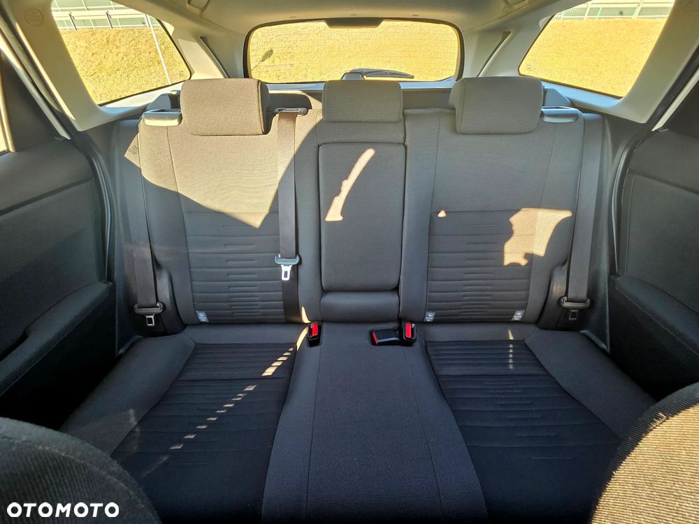 Toyota Auris - 29
