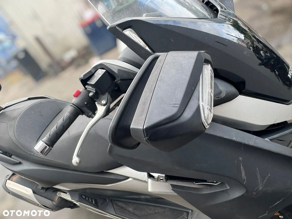 Honda NSS - 8