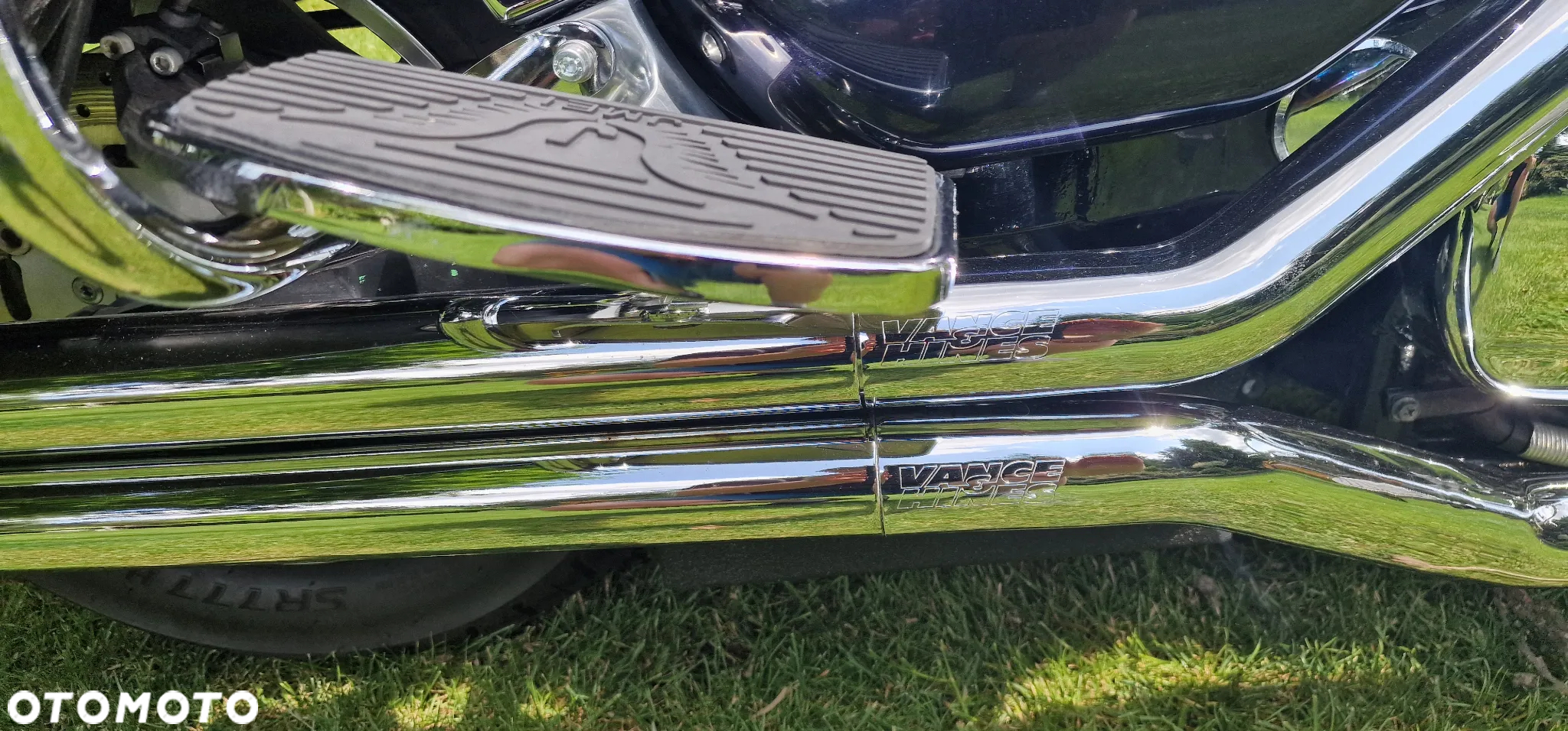 Suzuki Intruder - 17