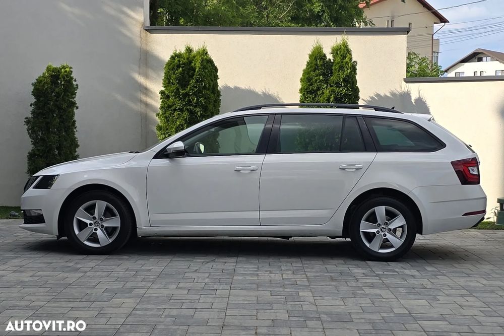 Skoda Octavia - 32
