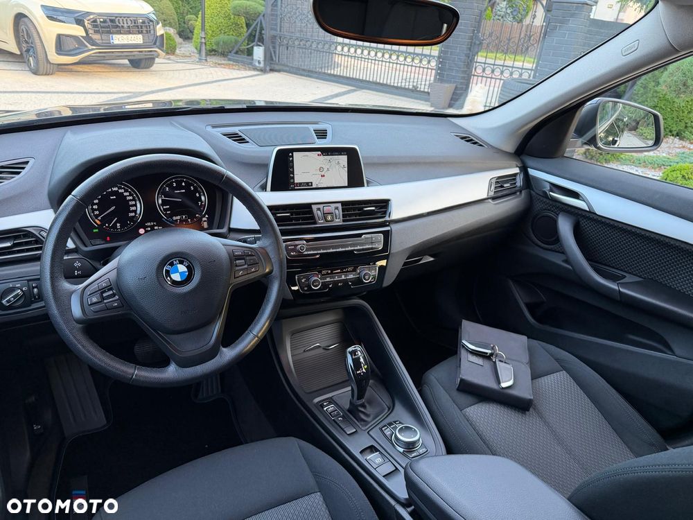 BMW X1 sDrive18i Business Edition - 34