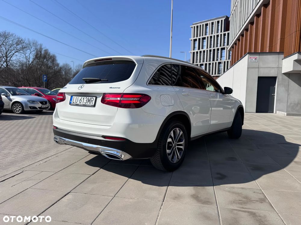 Mercedes-Benz GLC - 11