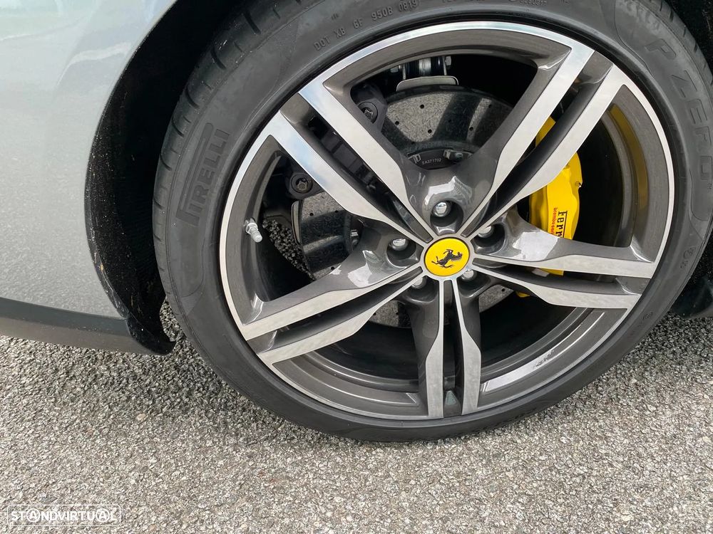 Ferrari Portofino 3.9 Twin-Turbo V8 - 16