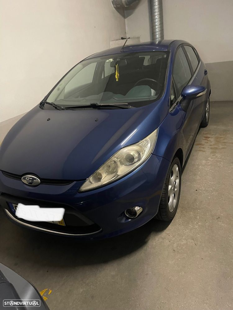 Ford Fiesta - 10