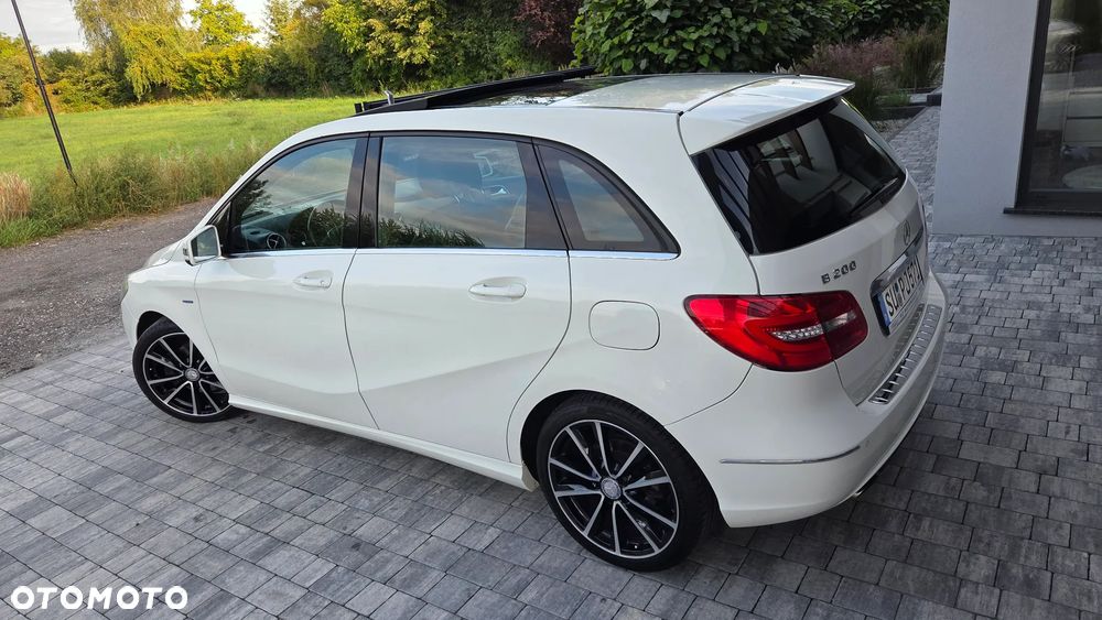 Mercedes-Benz Klasa B 200 (BlueEFFICIENCY) - 27