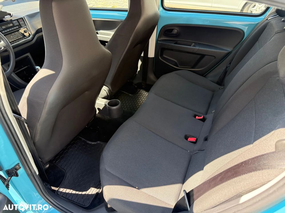 Volkswagen up! - 12