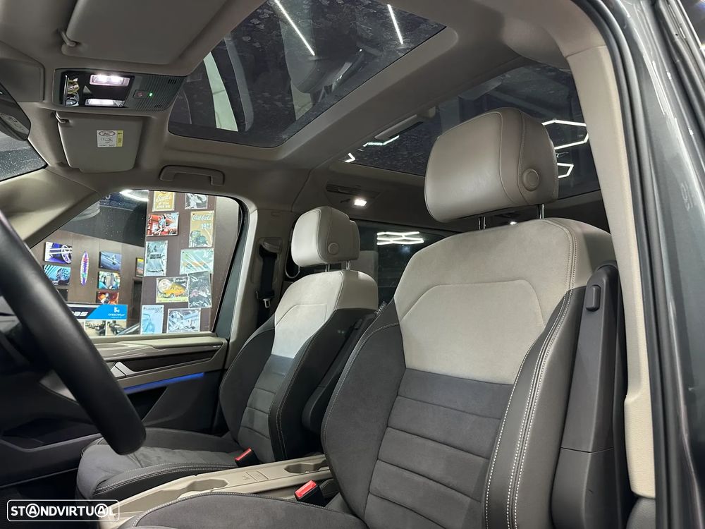 VW Multivan 2.0 TDI Style Longa DSG - 20