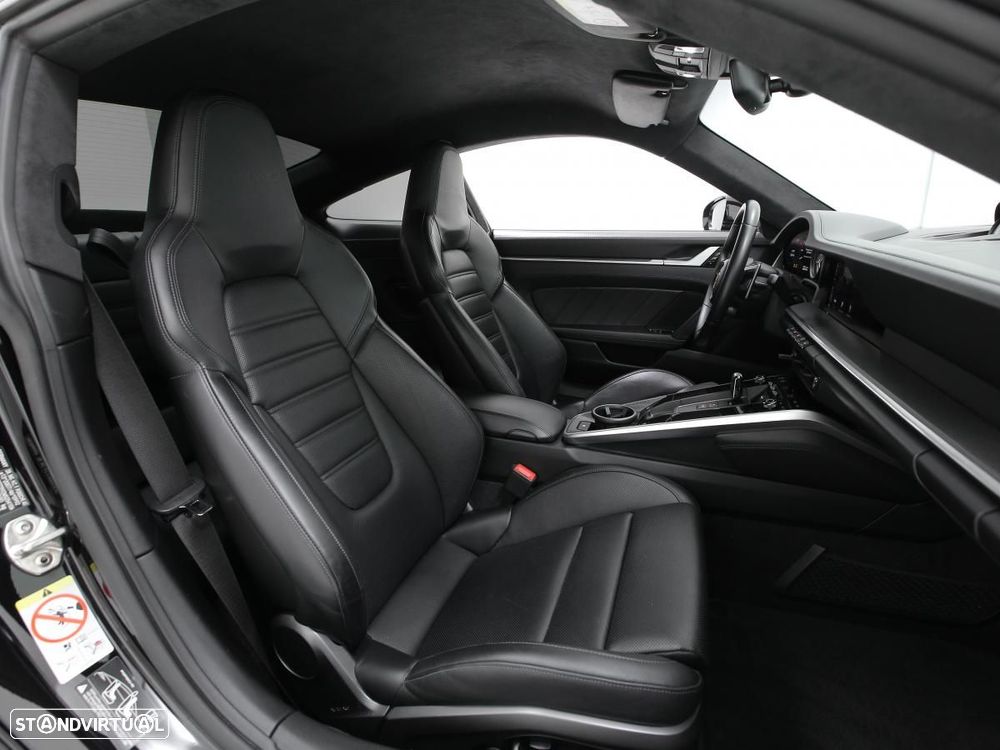 Porsche 911 (992) Turbo S PDK - 9