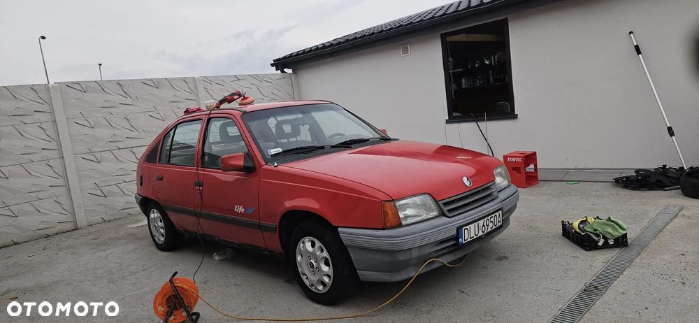 Opel Kadett E 1.4 CS - 11