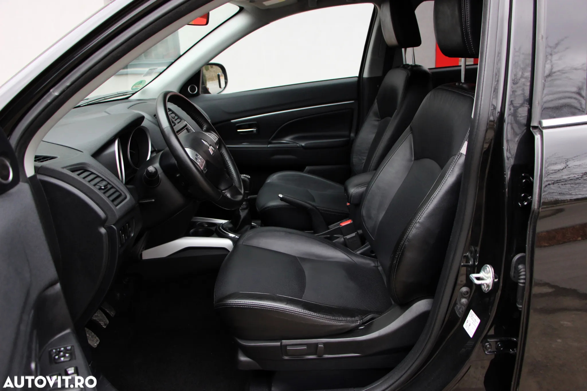 Mitsubishi ASX 1.8 DI-D 2WD Instyle - 8