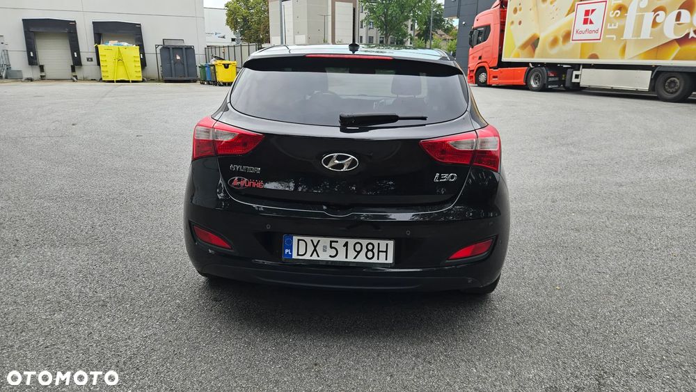 Hyundai i30 1.4 Premium - 17