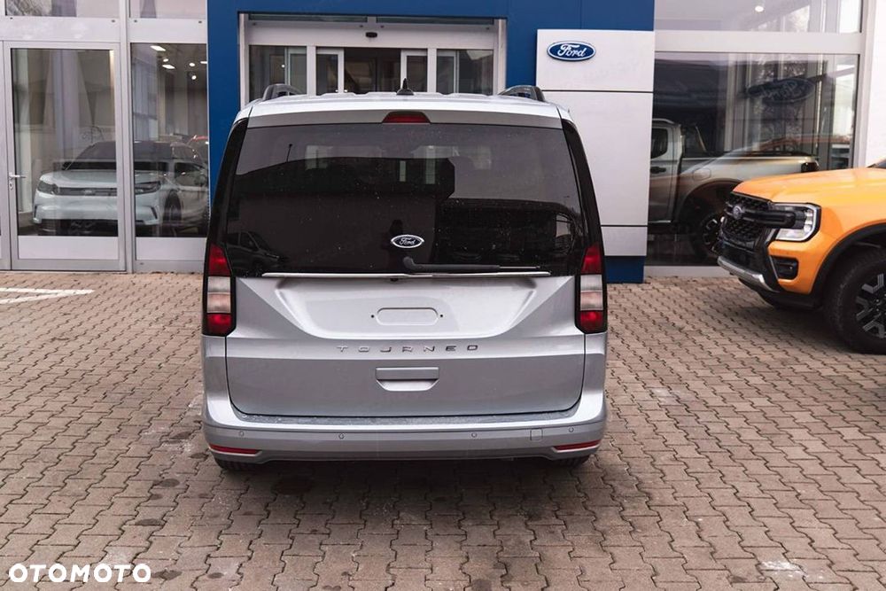Ford Tourneo Connect - 8