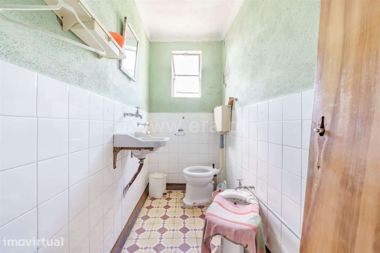 Moradia Geminada T2 / Covilhã, Casegas - Grande imagem: 4/17