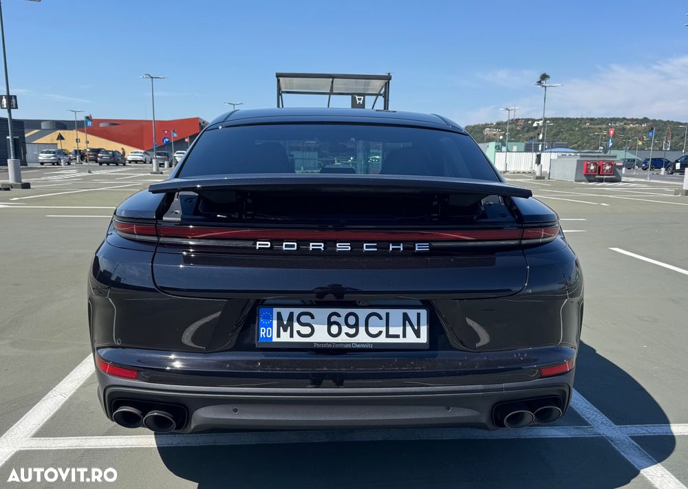 Porsche Panamera 4S E-Hybrid - 4