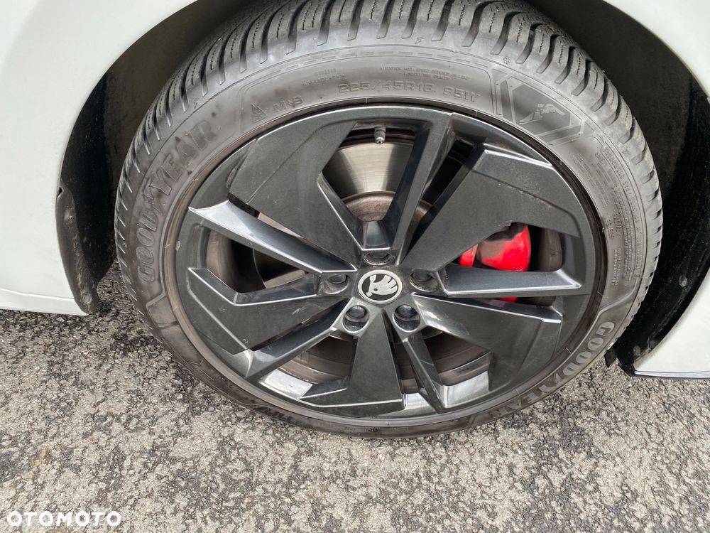 Skoda Octavia 2.0 TSI DSG RS 245 - 15