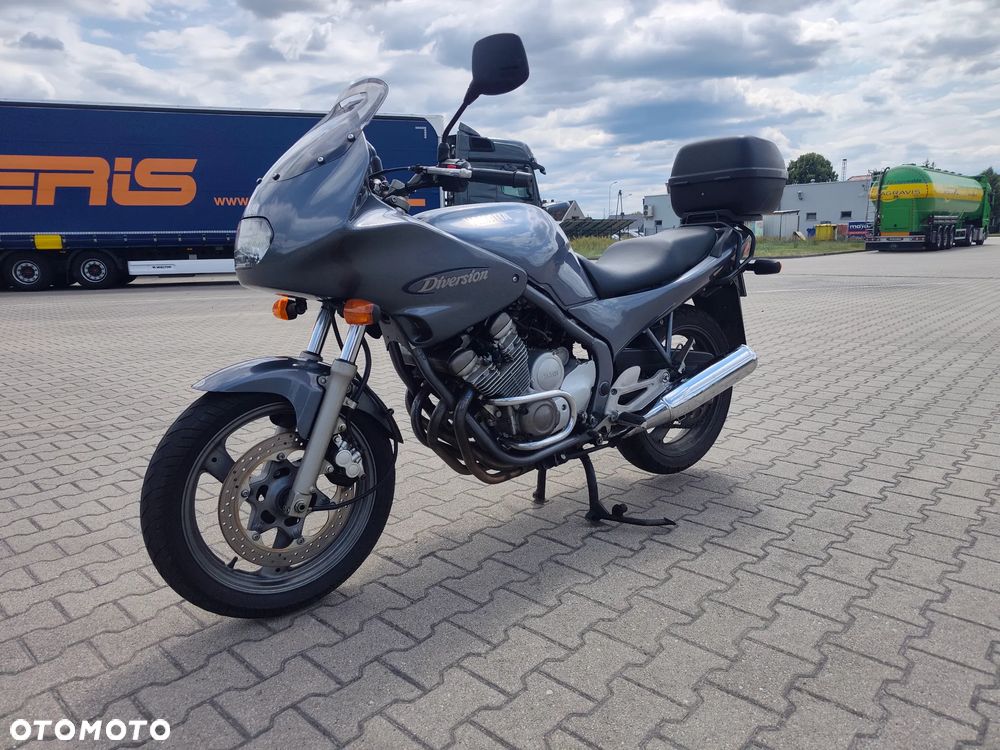 Yamaha XJ - 5