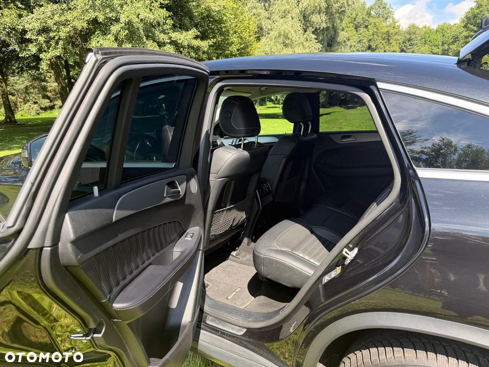 Mercedes-Benz GLE - 9