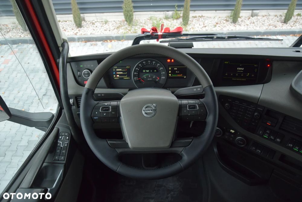 Volvo FH500 / FULL ADR / HYDRAULIKA / EURO 6 / ACC / LEDY / ALUFELGI / SERWISOWANY / SPROWADZONY - 25