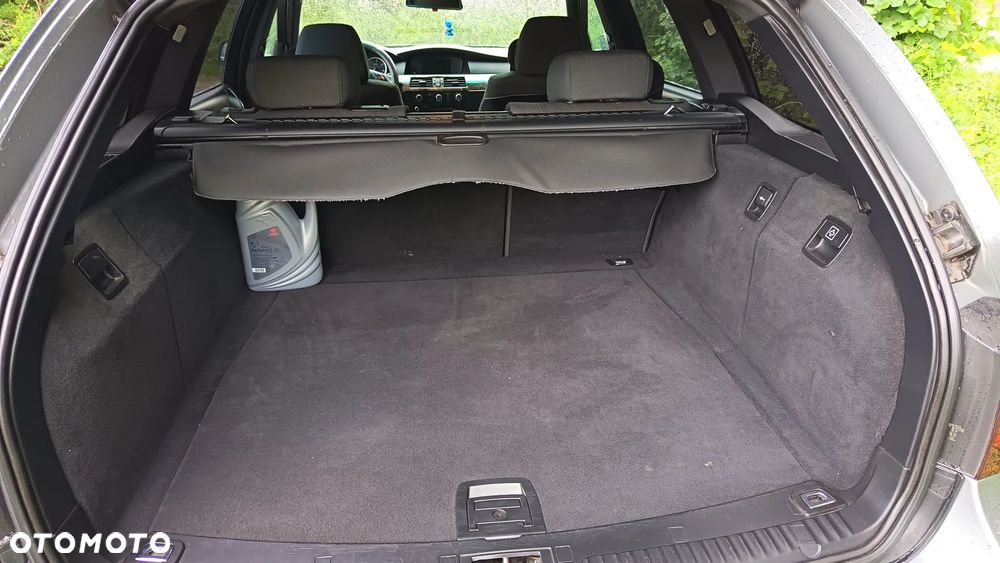 BMW Seria 5 - 24