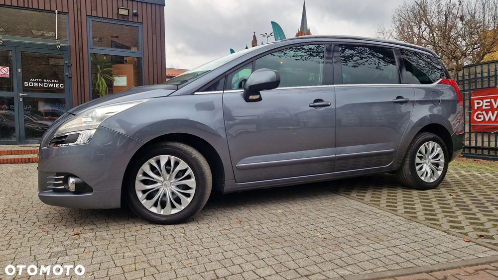 Peugeot 5008 HDI FAP 150 Allure - 10