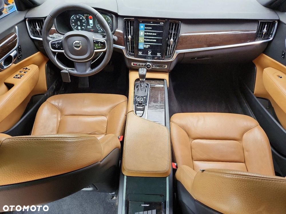 Volvo S90 T5 Momentum - 10