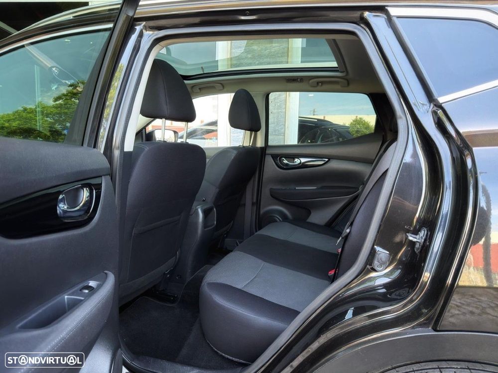 Nissan Qashqai 1.5 dCi Tekna Premium - 9